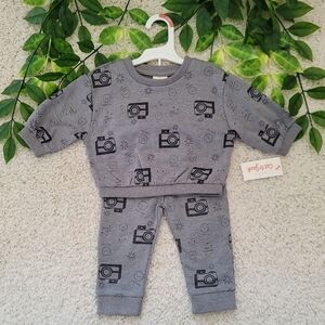 Cat & Jack Baby Boy Camera Outfit (6-9 Months)
